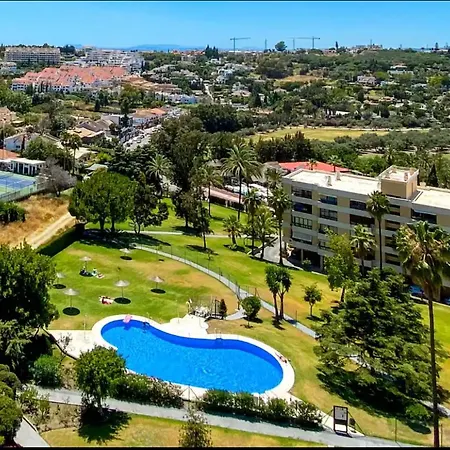 Luxury Golden Sunset Aloha Puerto Banus Daire *